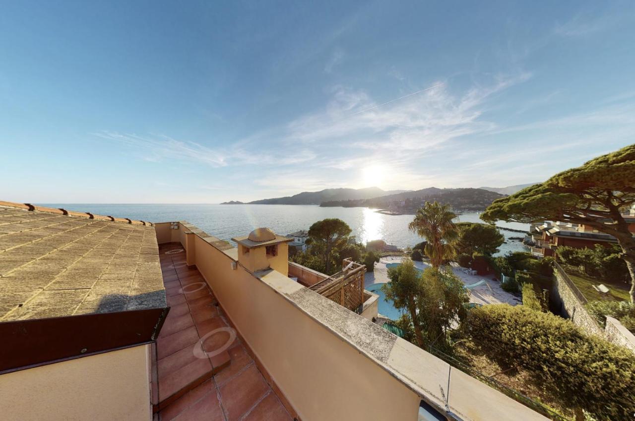Welcome Riviera - Attico San Faustino 165 Mq Piu 110 Mq Di Terrazza- In Villa 700 ,Vista Mare Strepitosa-100 M Dalla Spiaggia-Parking Esclusivo ราปาลโล ภายนอก รูปภาพ